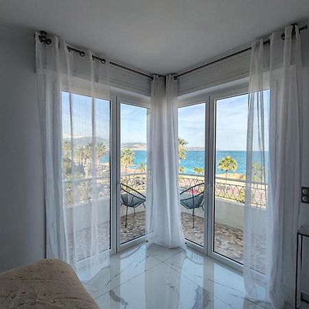 Beach Front, Superbe Appartement Pour 4 Personnes Nizza Esterno foto