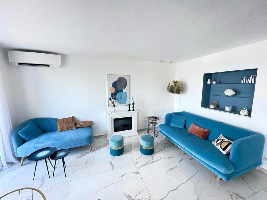 Beach Front, Superbe Appartement Pour 4 Personnes Nizza Esterno foto
