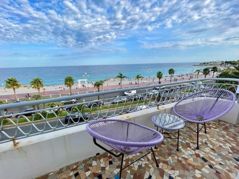 Beach Front, Superbe Appartement Pour 4 Personnes Nizza Esterno foto