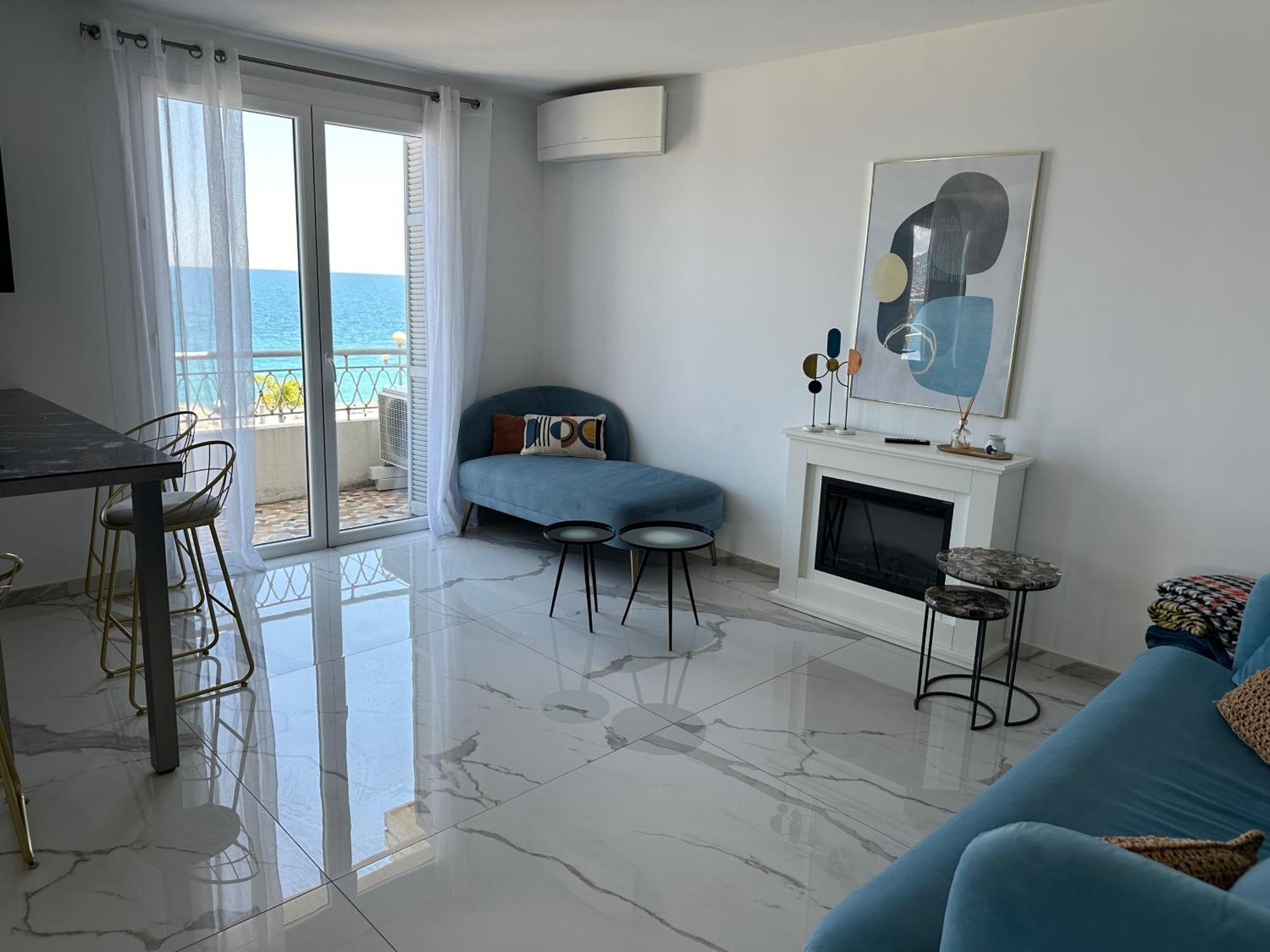Beach Front, Superbe Appartement Pour 4 Personnes Nizza Esterno foto
